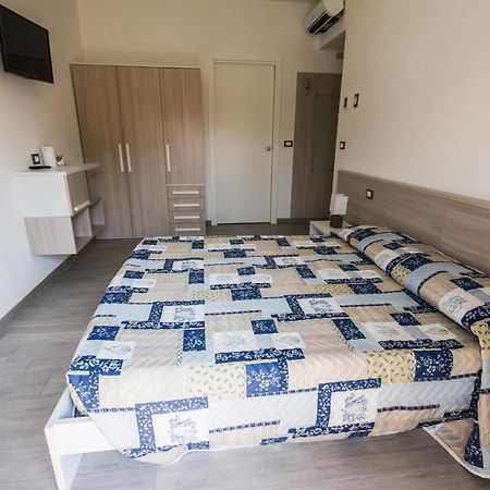Albergo Aduepassi & Servizio Bike Shuttle فينالي ليغوري المظهر الخارجي الصورة
