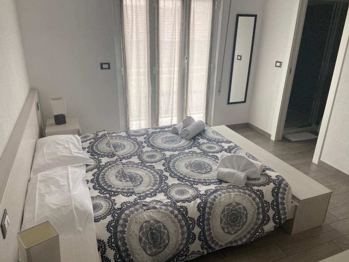 Albergo Aduepassi & Servizio Bike Shuttle فينالي ليغوري المظهر الخارجي الصورة